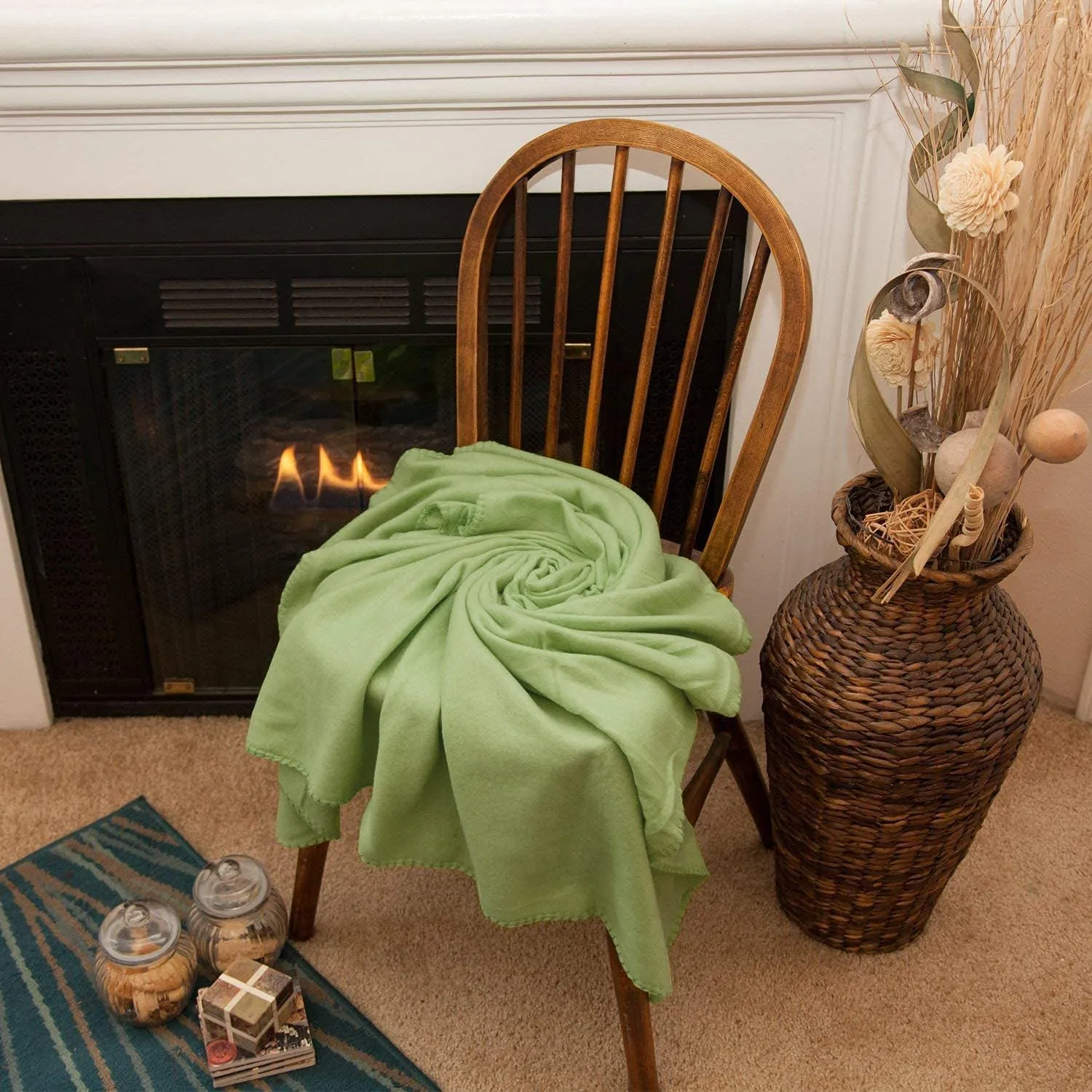 50x60 Throw Blankets, Ultra Soft Hypoallergenic Fleece Throw Blanket for Livingroom, Couch, Chair, Bed