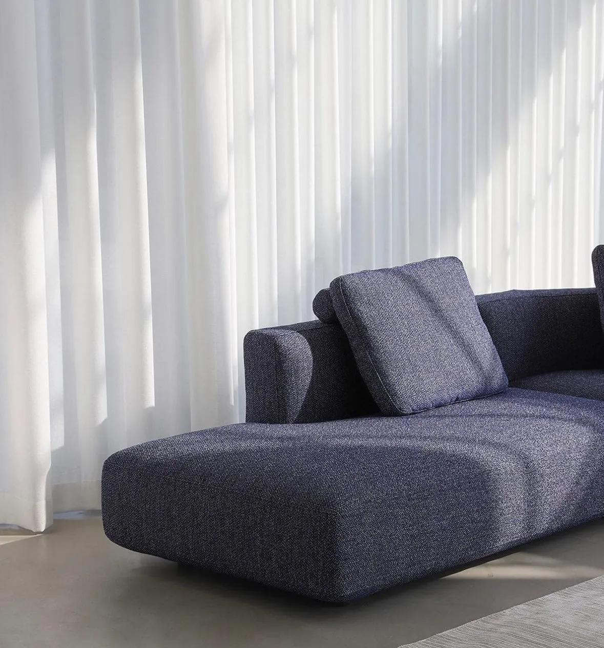 Kai Angular Sectional Sofa