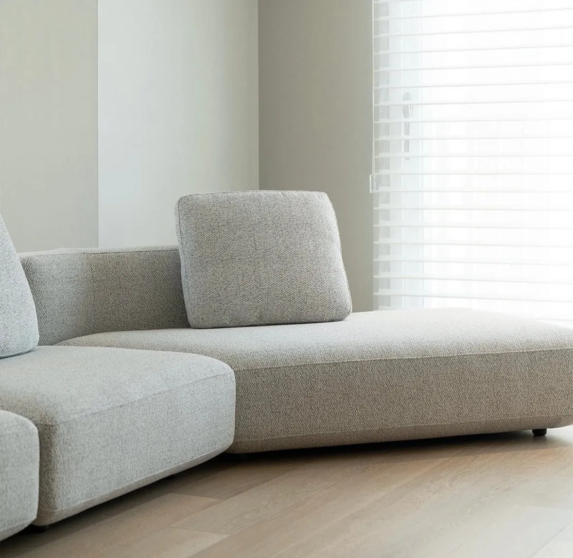 Kai Angular Sectional Sofa