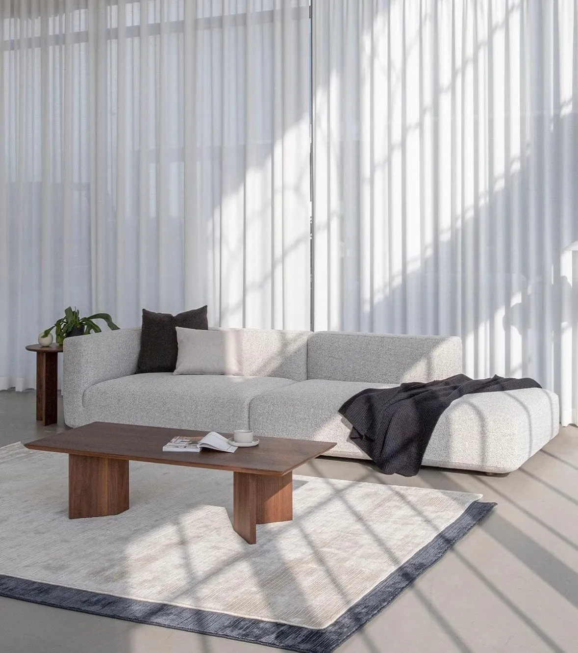 Kai Angular Sectional Sofa