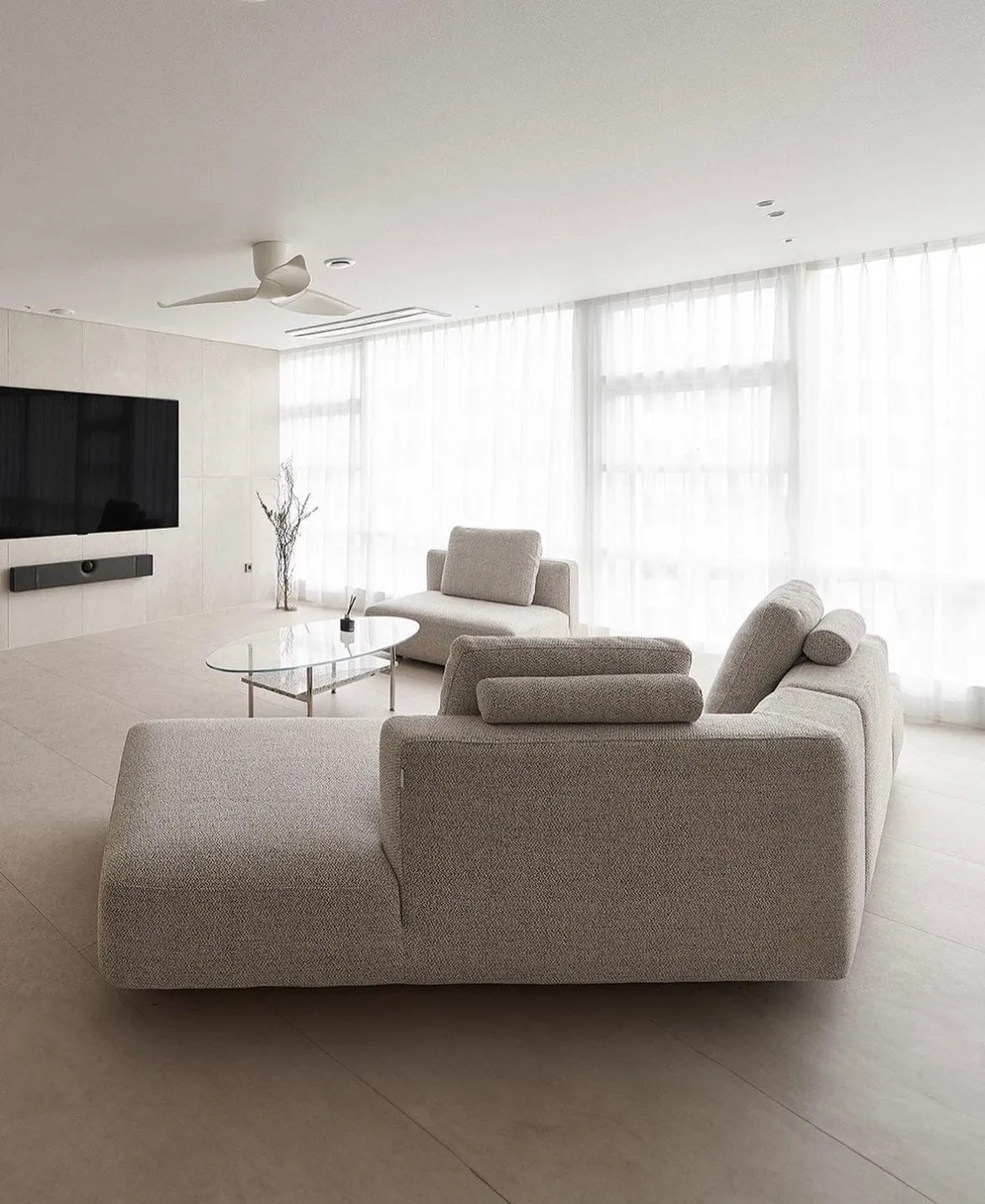 Kai Angular Sectional Sofa