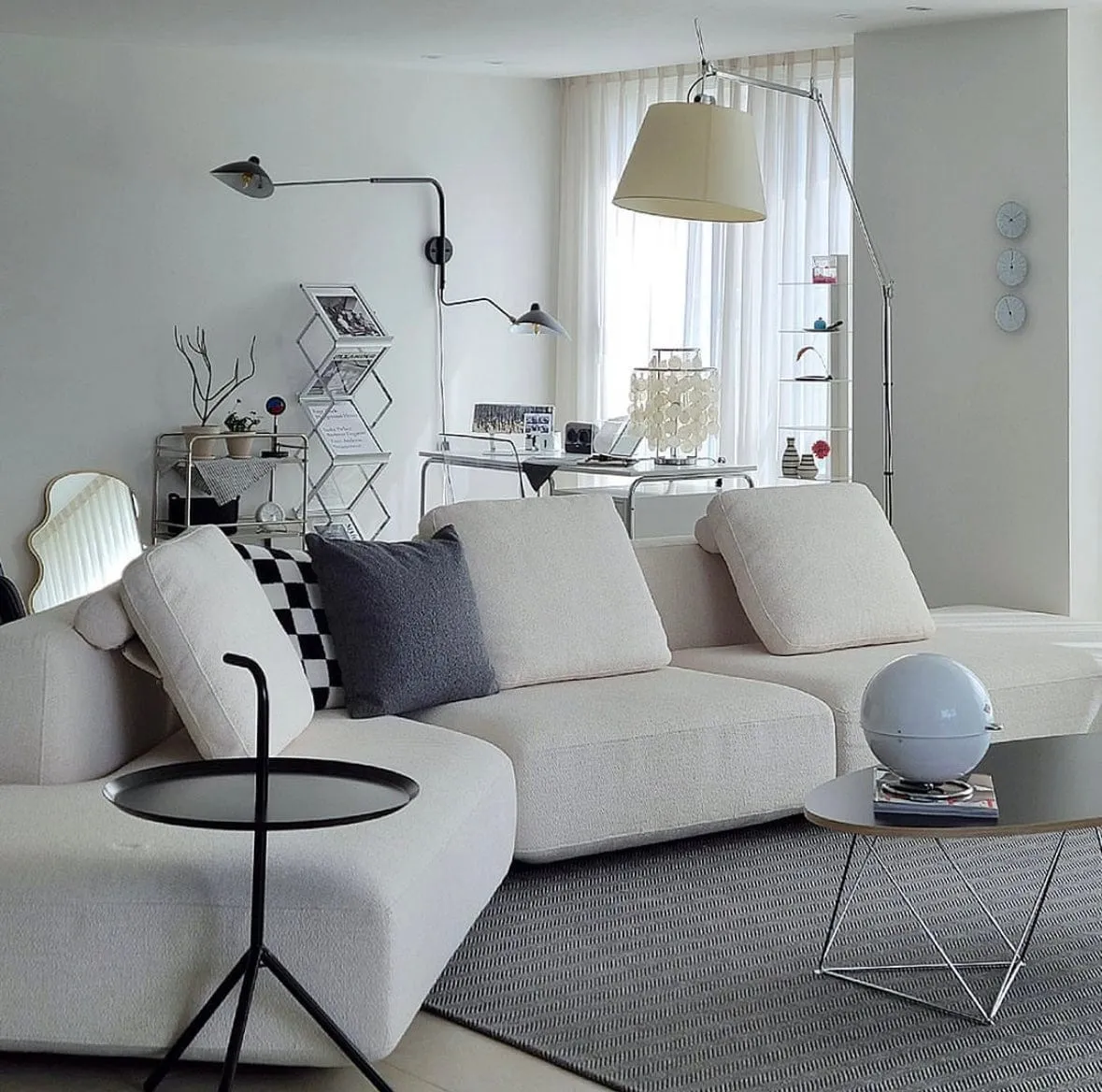 Kai Angular Sectional Sofa