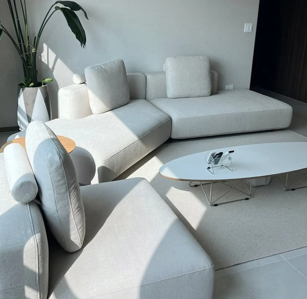 Kai Angular Sectional Sofa