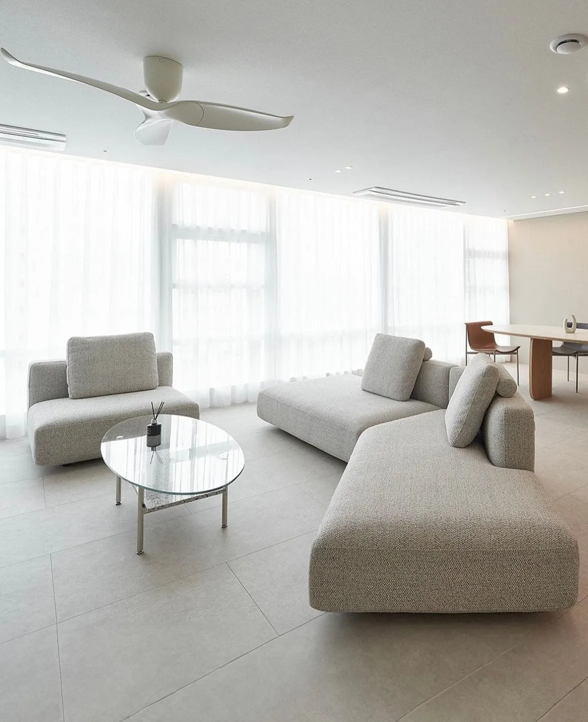 Kai Angular Sectional Sofa