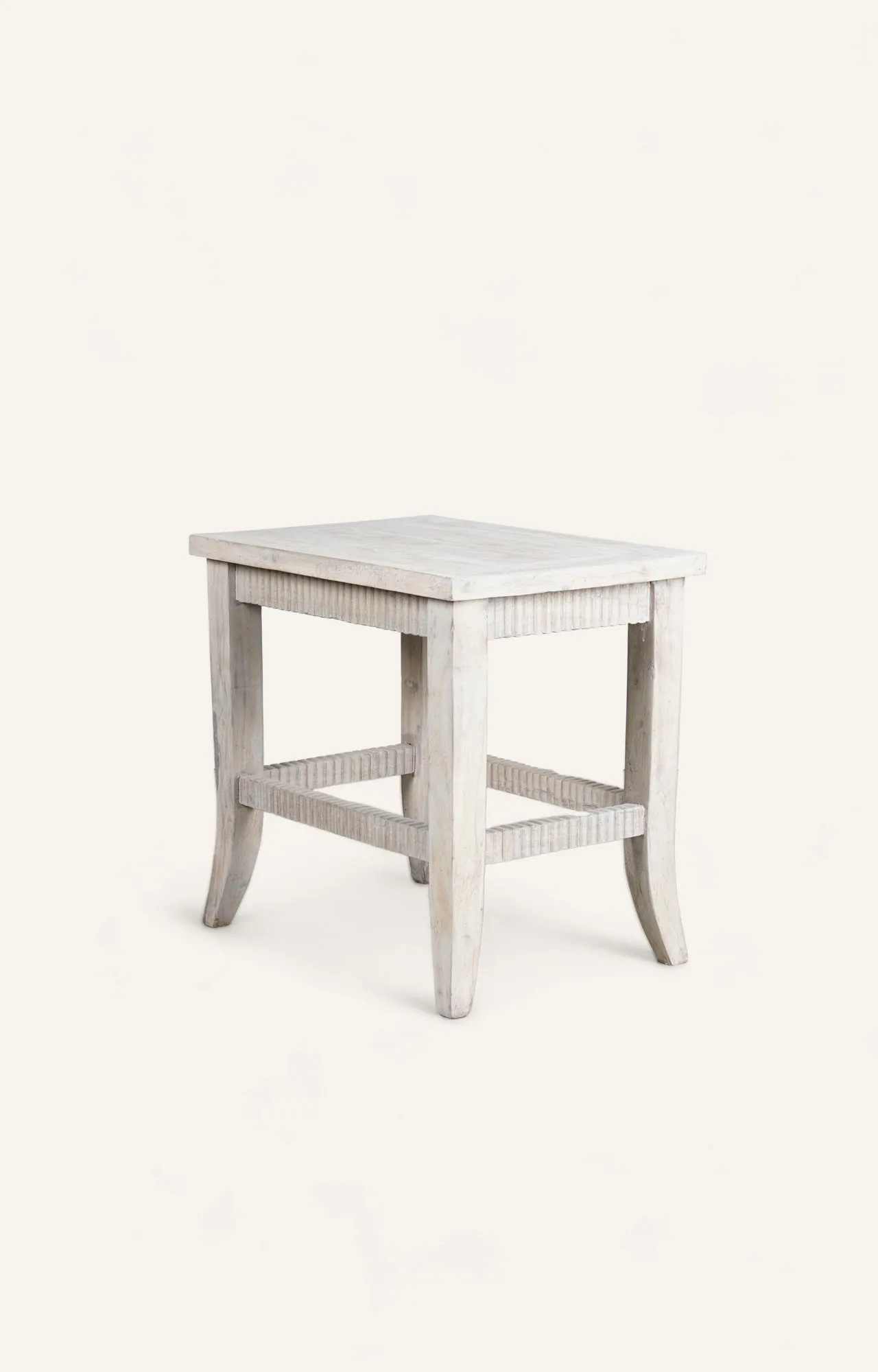 Minimalist Aura Side Table