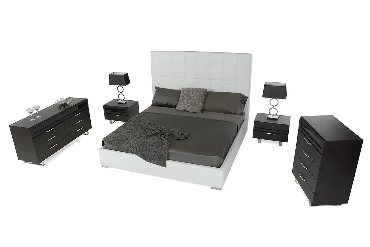 Modrest Francis - Modern White Leatherette Bed
