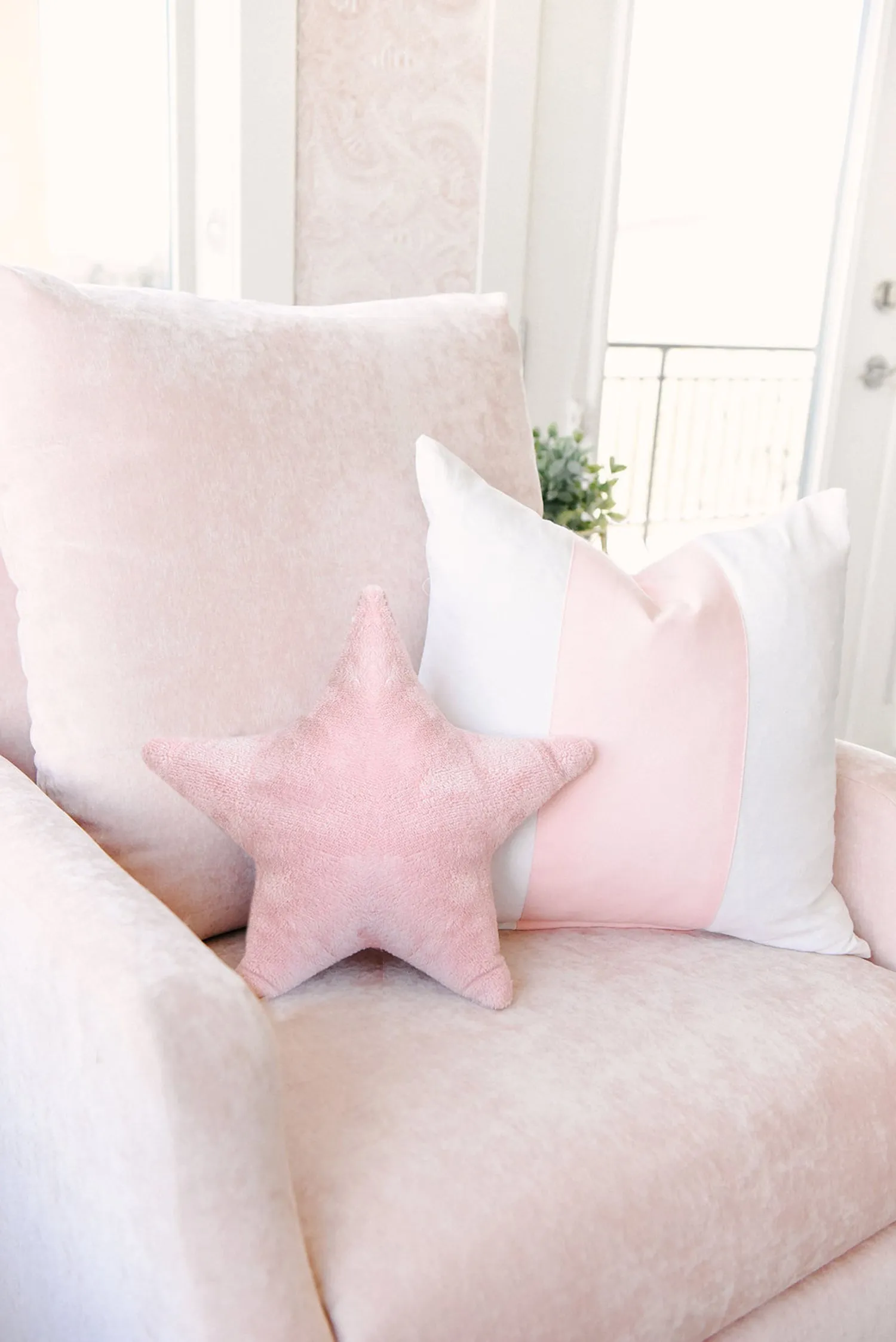 Plush Star Dream Pillow - Blush Pink