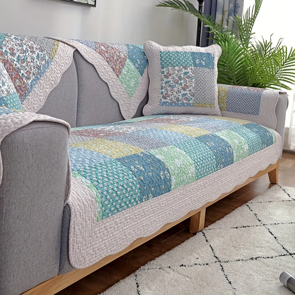 Premium Pet Couch Cover - Non-Slip Sofa Protector for Dogs and Cats
