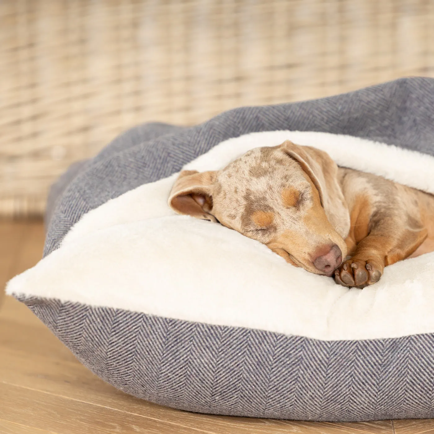 Sleepy Burrows Bed With Removable Cover in Oxford Herringbone by Lords & Labradors