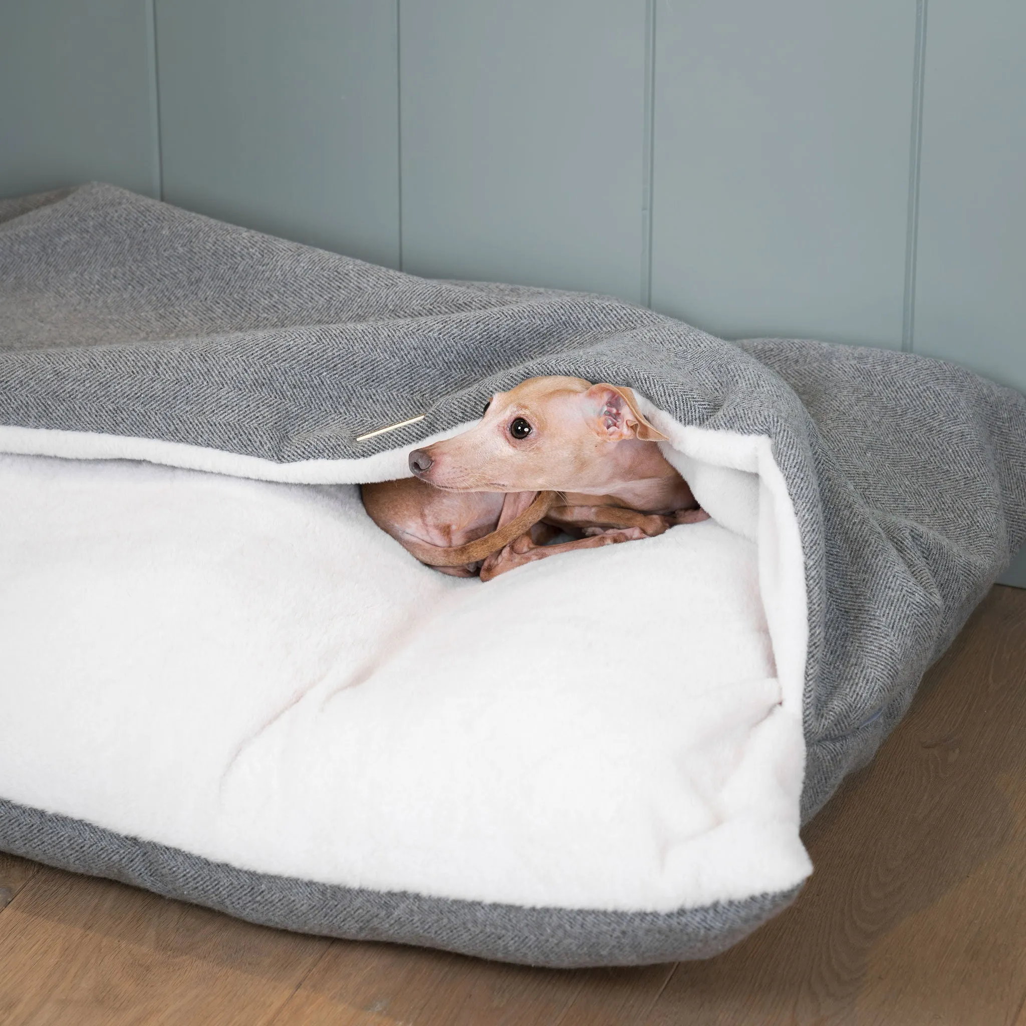 Sleepy Burrows Bed With Removable Cover in Pewter Herringbone by Lords & Labradors